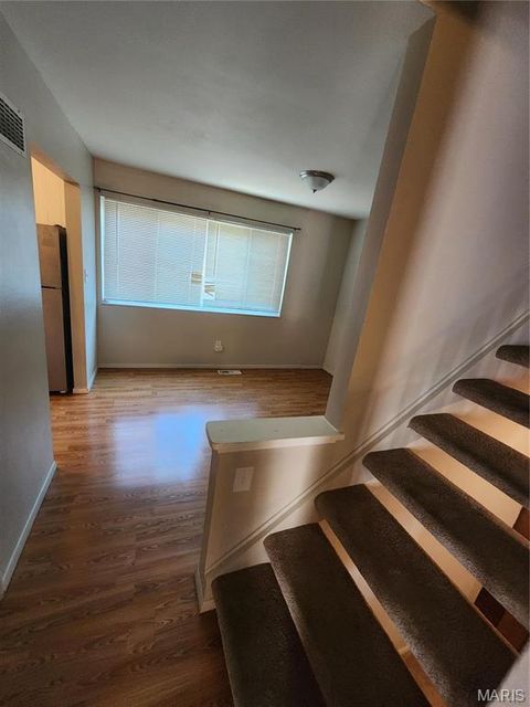 Tiny photo for 815 Portsdown Rd Rd, Ballwin, MO 63011 (MLS # 25074881)