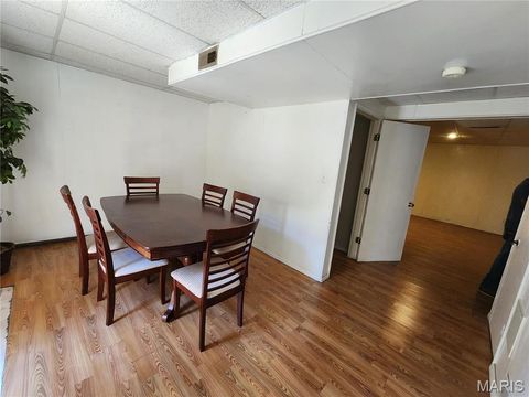 Tiny photo for 815 Portsdown Rd Rd, Ballwin, MO 63011 (MLS # 25074881)