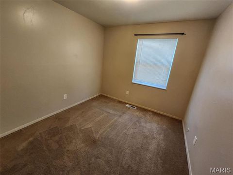 Tiny photo for 815 Portsdown Rd Rd, Ballwin, MO 63011 (MLS # 25074881)