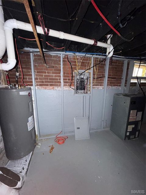 Tiny photo for 4110 Dryden Avenue, St Louis, MO 63115 (MLS # 26022205)