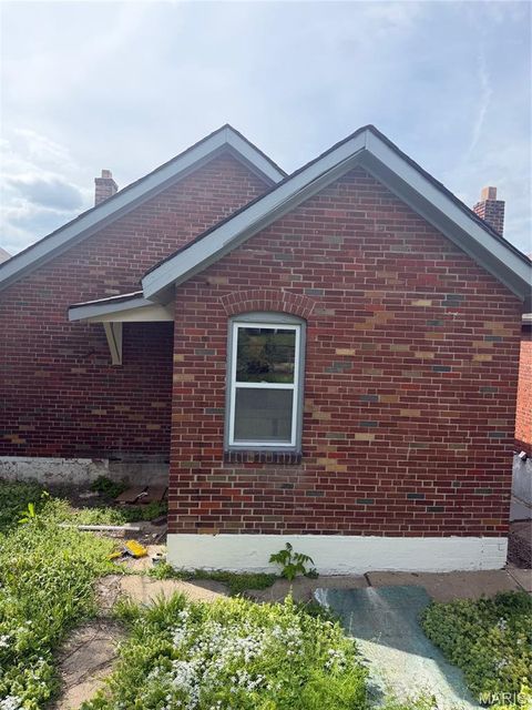 Tiny photo for 4110 Dryden Avenue, St Louis, MO 63115 (MLS # 26022205)
