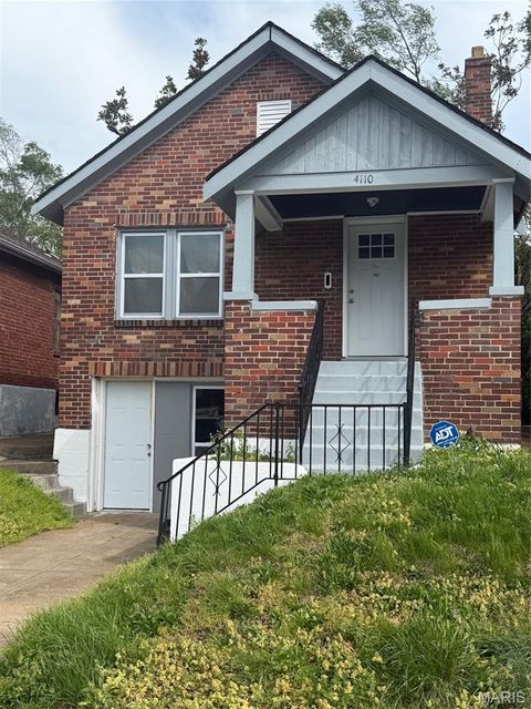 Photo of 4110 Dryden Avenue, St Louis, MO 63115 (MLS # 26022205)