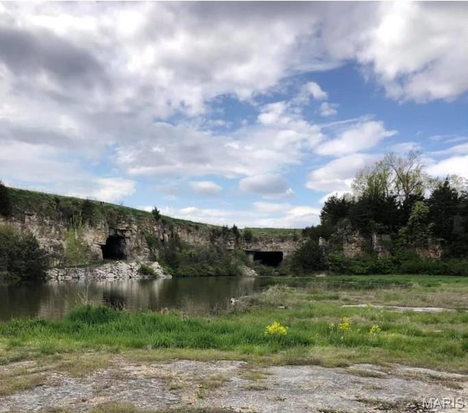 NONE - Commercial Sale