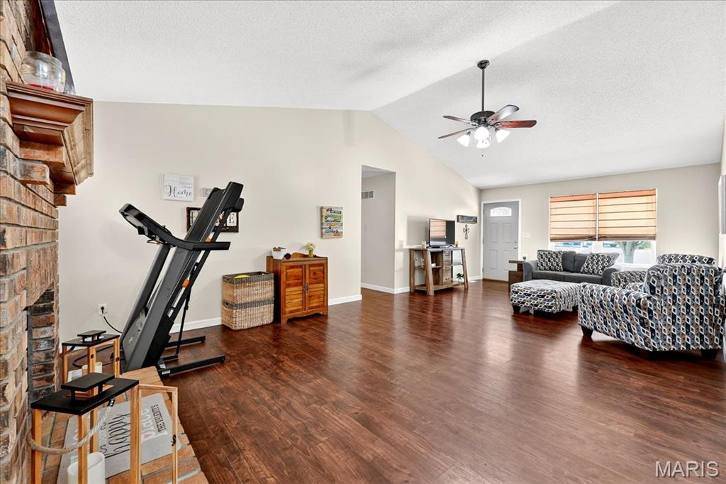 Arnold, Missouri 63010, United States, 3 Bedrooms Bedrooms, ,3 BathroomsBathrooms,Residential,Active,221847