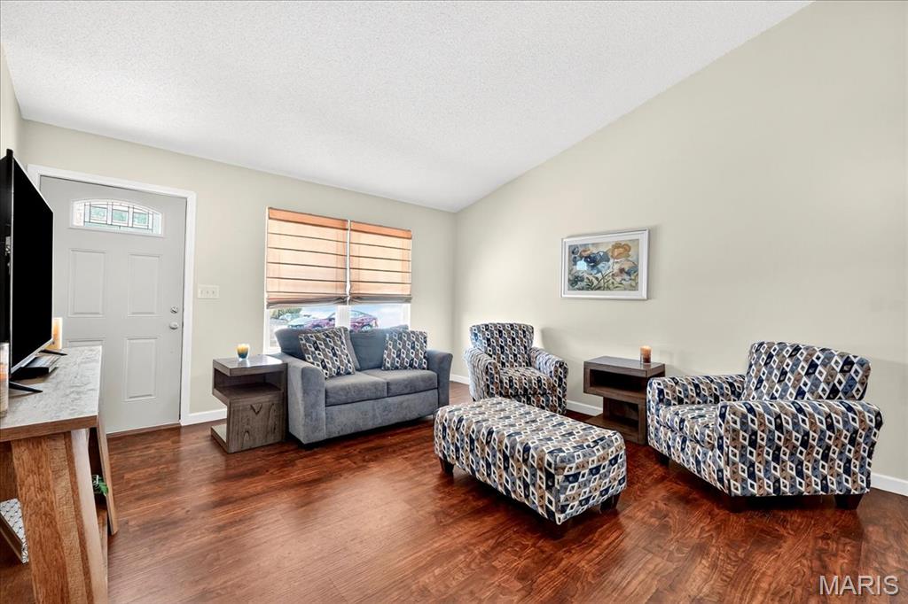 Arnold, Missouri 63010, United States, 3 Bedrooms Bedrooms, ,3 BathroomsBathrooms,Residential,Active,221847