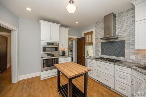 Tiny photo for 332 Marion Avenue, Webster Groves, MO 63119 (MLS # 26022390)