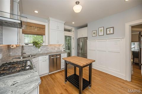 Tiny photo for 332 Marion Avenue, Webster Groves, MO 63119 (MLS # 26022390)