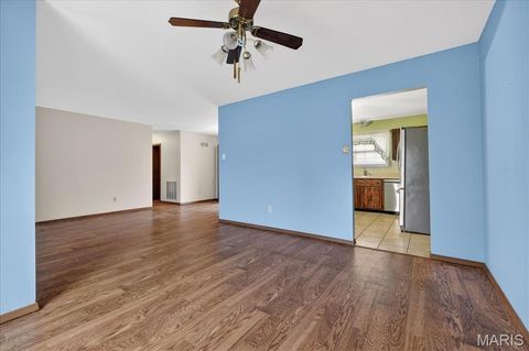 Tiny photo for 1300 Tahoe Valley Court, Ballwin, MO 63021 (MLS # 25082366)