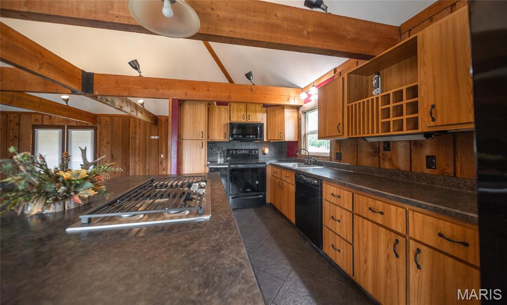 98 Whispering Pines Lane