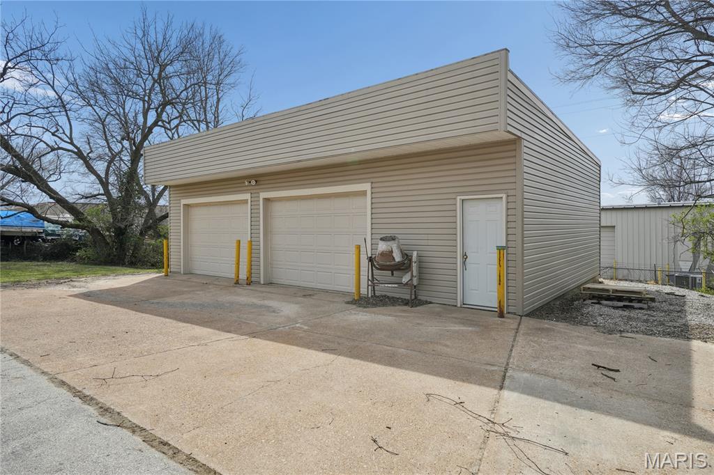 Voss Grove - Commercial Sale