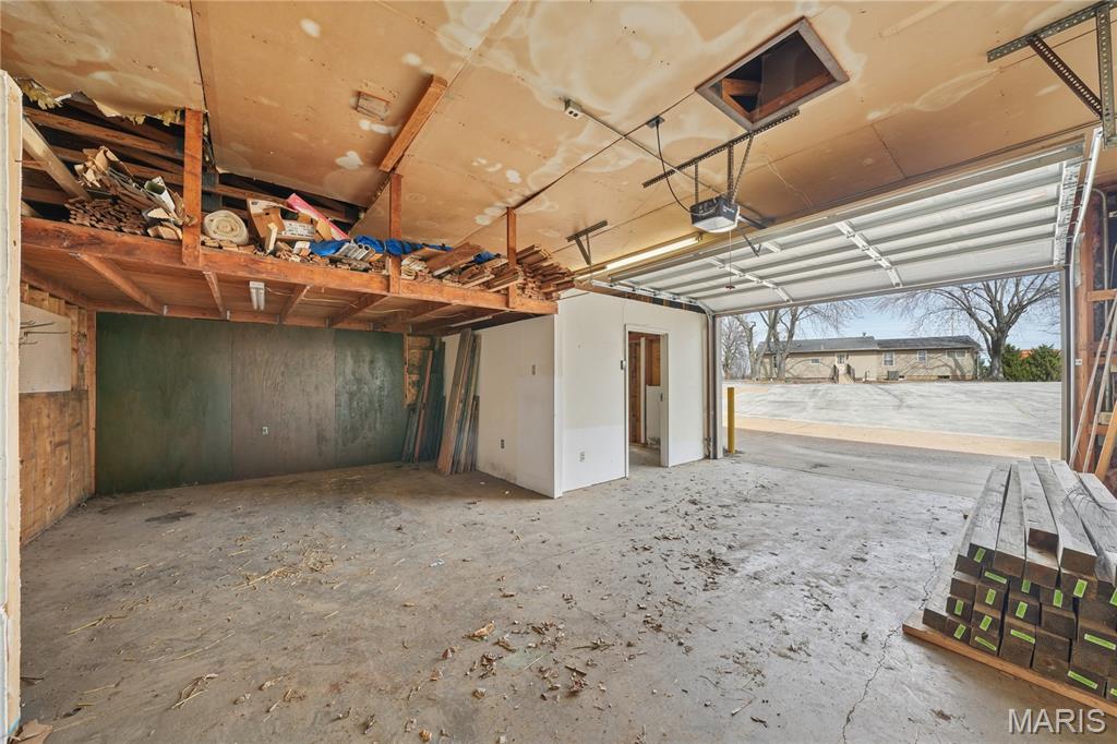 Voss Grove - Commercial Sale