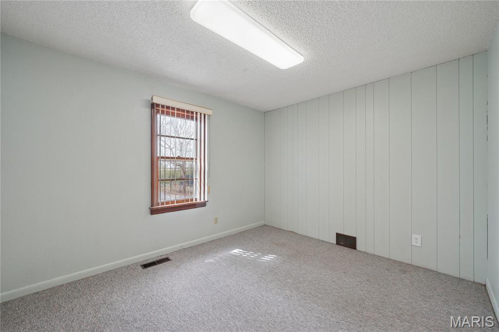 Voss Grove - Commercial Sale