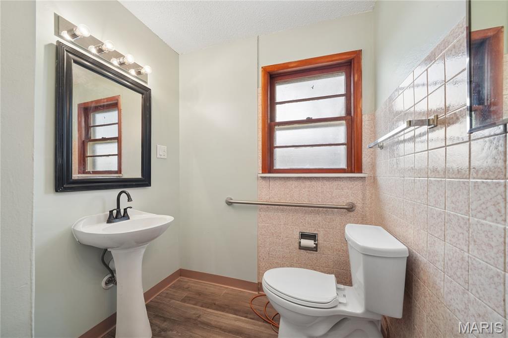 Voss Grove - Commercial Sale