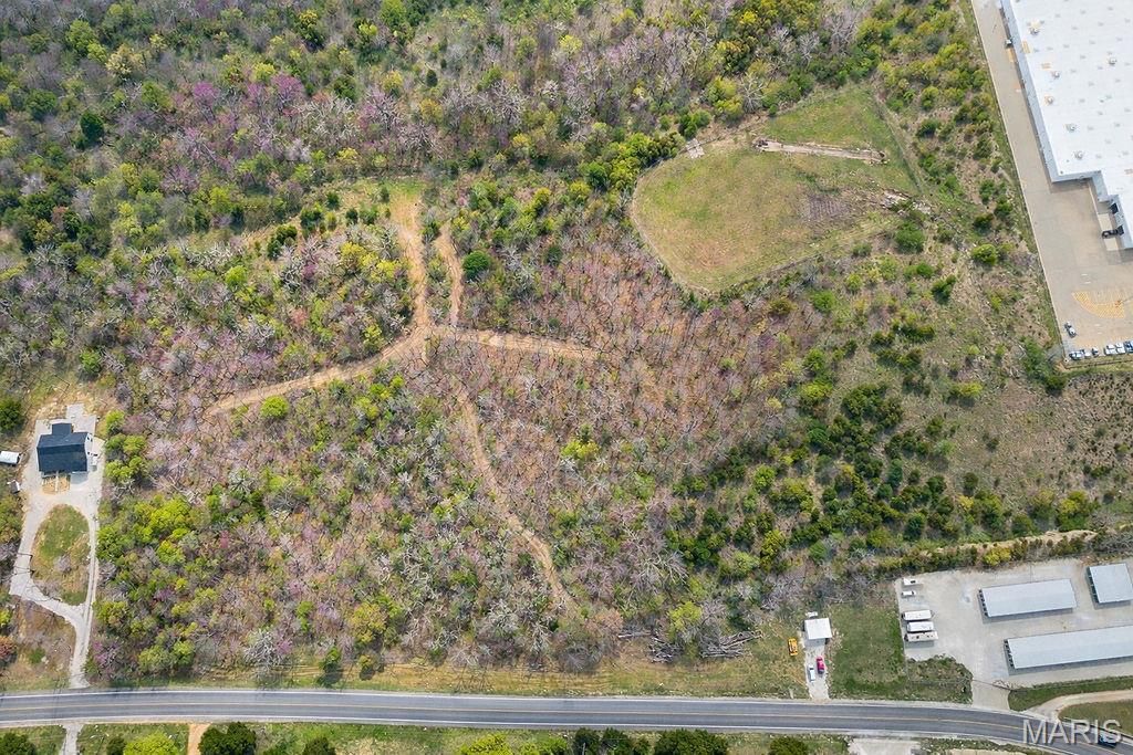 Photo of 4 Clarke Street, De Soto, MO 63020 (MLS # 26021344)