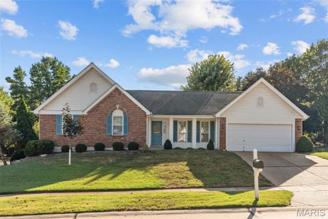 Photo of 16500 Thunderhead Canyon Court, Ballwin, MO 63011 (MLS # 26059478)