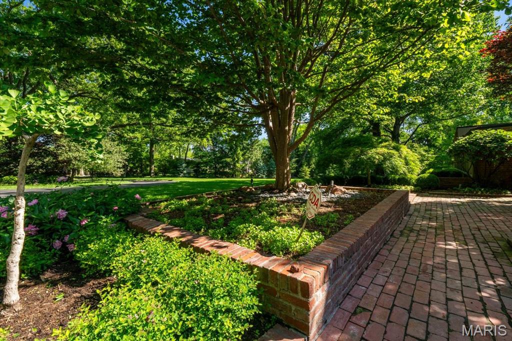 50 Creekwood Lane