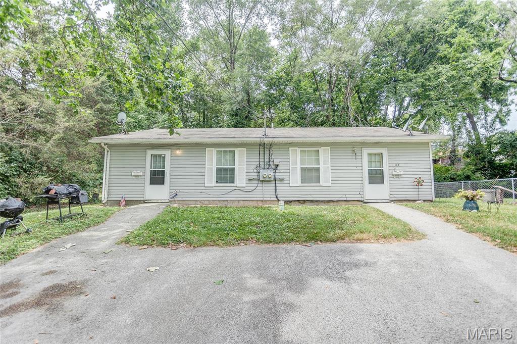 Photo 1 of 16 — 504 MARSH Avenue, Alton, IL 62002