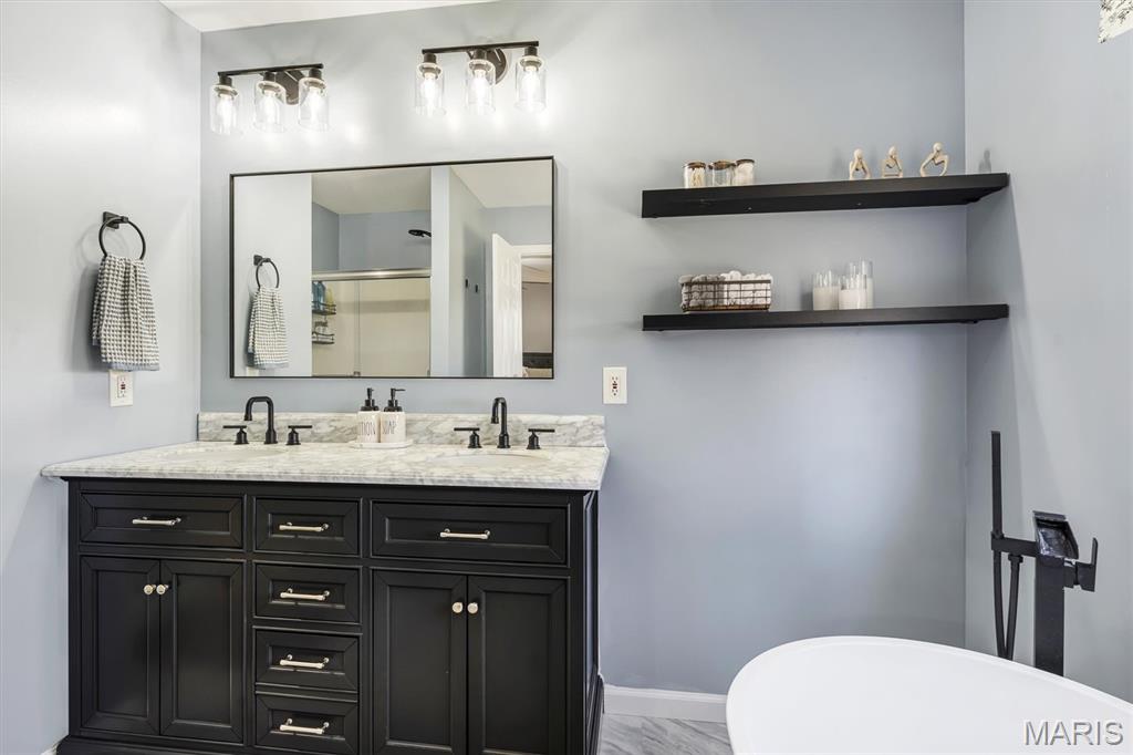 Est Of Chateau Woods #2 - Residential