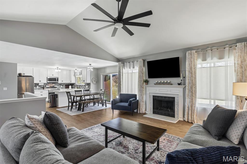 Est Of Chateau Woods #2 - Residential