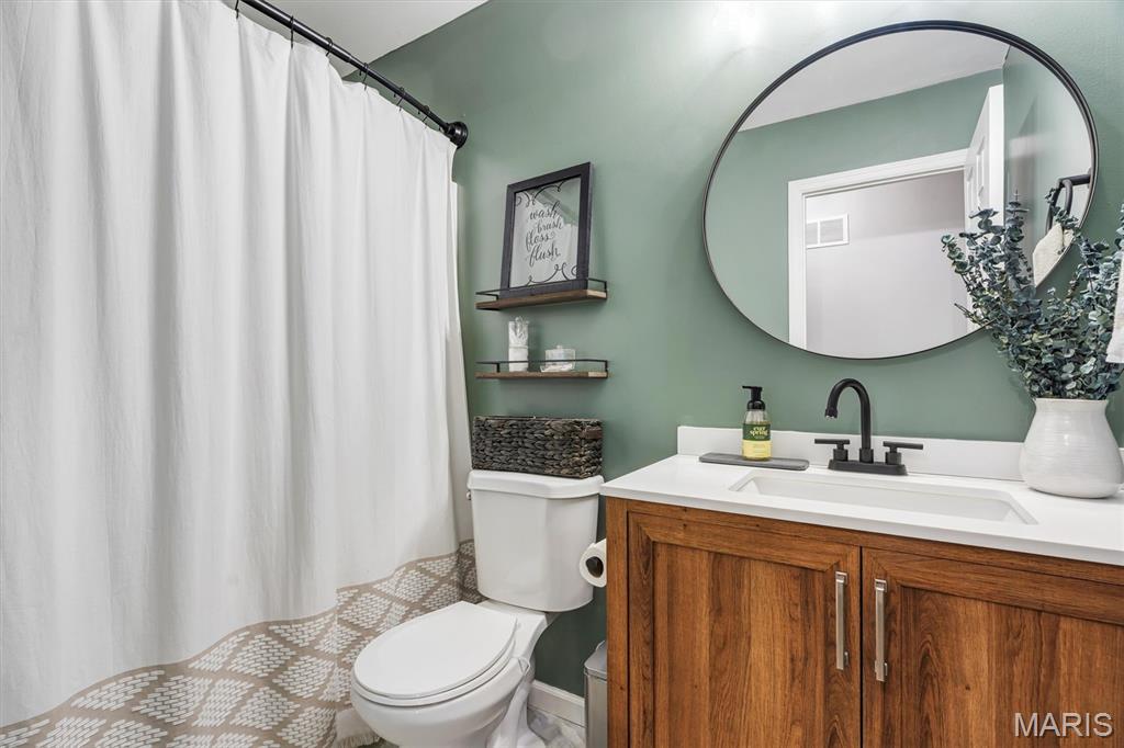 Est Of Chateau Woods #2 - Residential