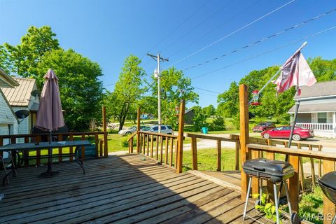 Tiny photo for 505 S Linn Avenue, Belle, MO 65013 (MLS # 26028875)