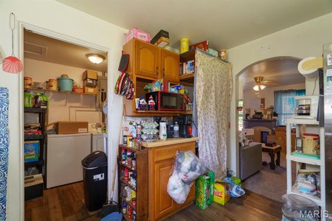 Tiny photo for 505 S Linn Avenue, Belle, MO 65013 (MLS # 26028875)
