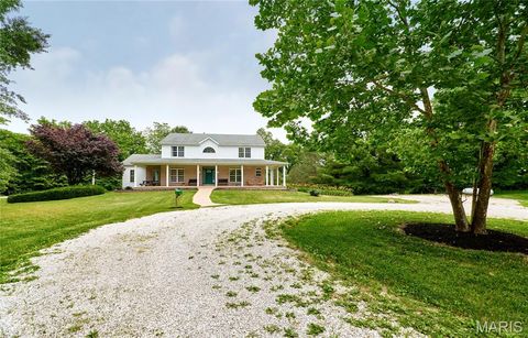 Tiny photo for 4 Hahn Estates Road, Winfield, MO 63389 (MLS # 25040222)
