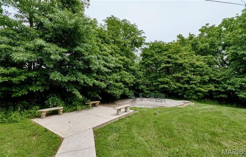 Tiny photo for 4 Hahn Estates Road, Winfield, MO 63389 (MLS # 25040222)