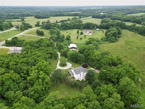 Tiny photo for 4 Hahn Estates Road, Winfield, MO 63389 (MLS # 25040222)