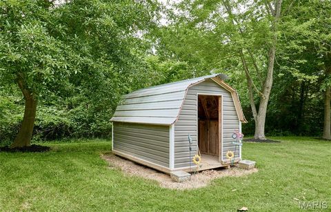 Tiny photo for 4 Hahn Estates Road, Winfield, MO 63389 (MLS # 25040222)