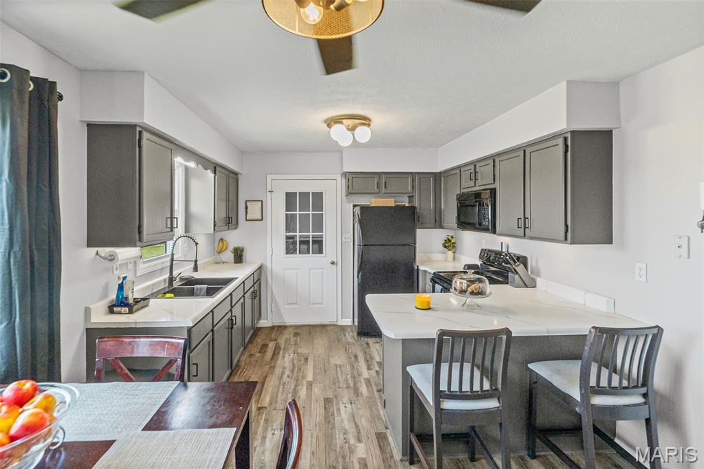 Jerseyville, Illinois 62052, United States, 4 Bedrooms Bedrooms, ,2 BathroomsBathrooms,Residential,Active,178645