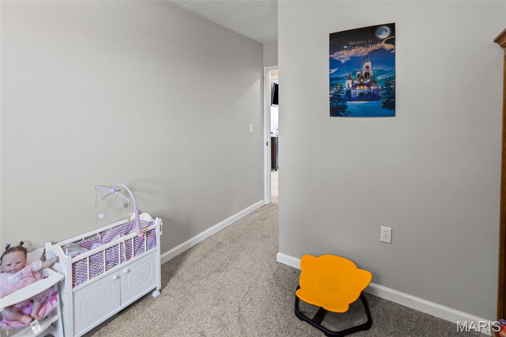 Jerseyville, Illinois 62052, United States, 4 Bedrooms Bedrooms, ,2 BathroomsBathrooms,Residential,Active,178645