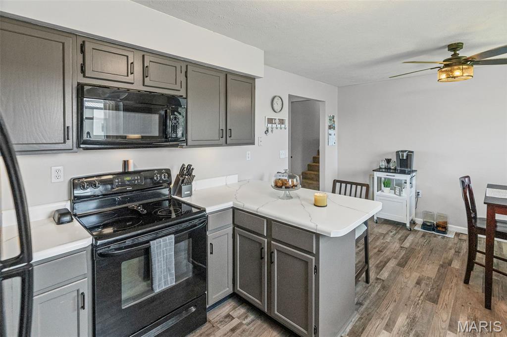 Jerseyville, Illinois 62052, United States, 4 Bedrooms Bedrooms, ,2 BathroomsBathrooms,Residential,Active,178645