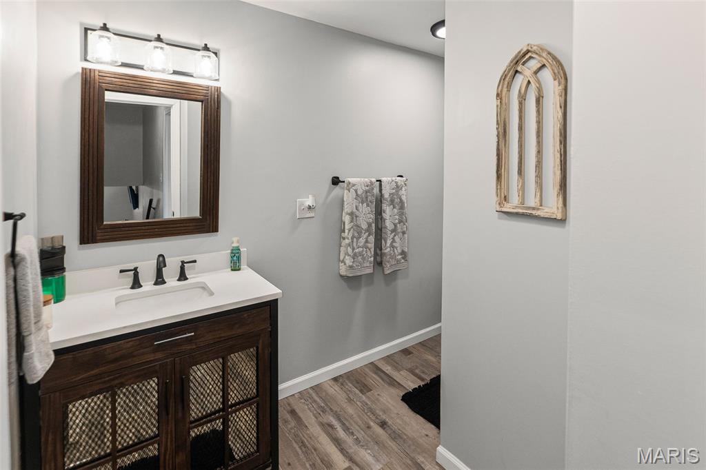 Jerseyville, Illinois 62052, United States, 4 Bedrooms Bedrooms, ,2 BathroomsBathrooms,Residential,Active,178645