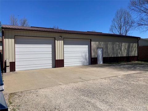 Tiny photo for 1070 W Cape Rock Drive, Cape Girardeau, MO 63701 (MLS # 26018741)