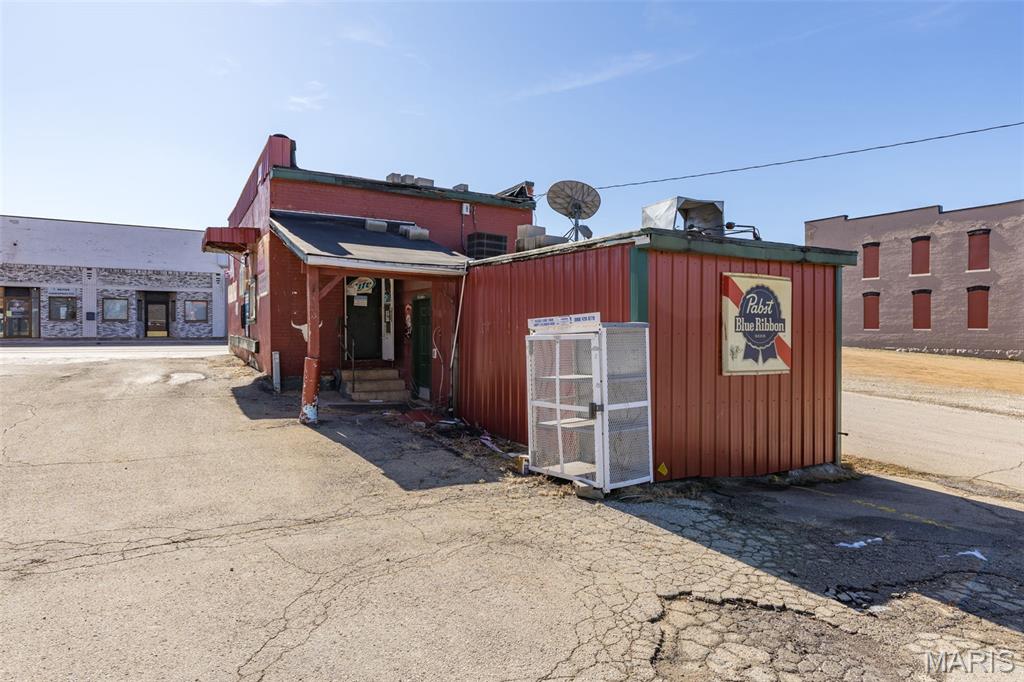 Bogytown - Commercial Sale