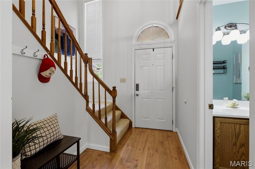 Photo of 1743 Blue Oak Drive, Chesterfield, MO 63017 (MLS # 26012079)