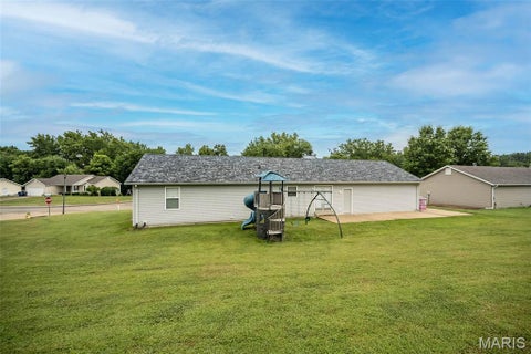 Tiny photo for 301 Excalibur Boulevard, Troy, MO 63379 (MLS # 26050178)