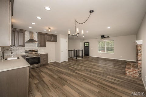 Tiny photo for 301 Excalibur Boulevard, Troy, MO 63379 (MLS # 26050178)