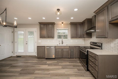 Tiny photo for 301 Excalibur Boulevard, Troy, MO 63379 (MLS # 26050178)