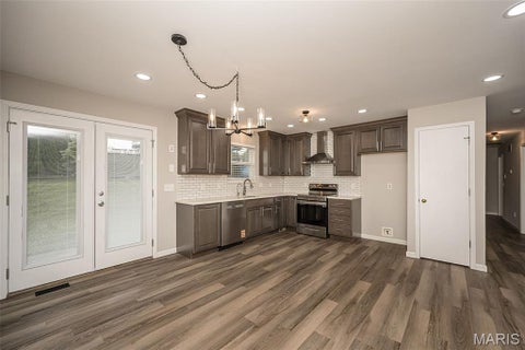 Tiny photo for 301 Excalibur Boulevard, Troy, MO 63379 (MLS # 26050178)