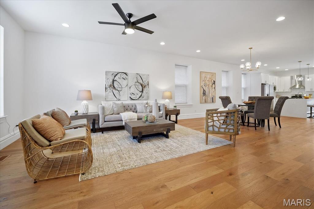 St Louis, Missouri 63118, United States, 3 Bedrooms Bedrooms, ,3 BathroomsBathrooms,Residential,Active,138615