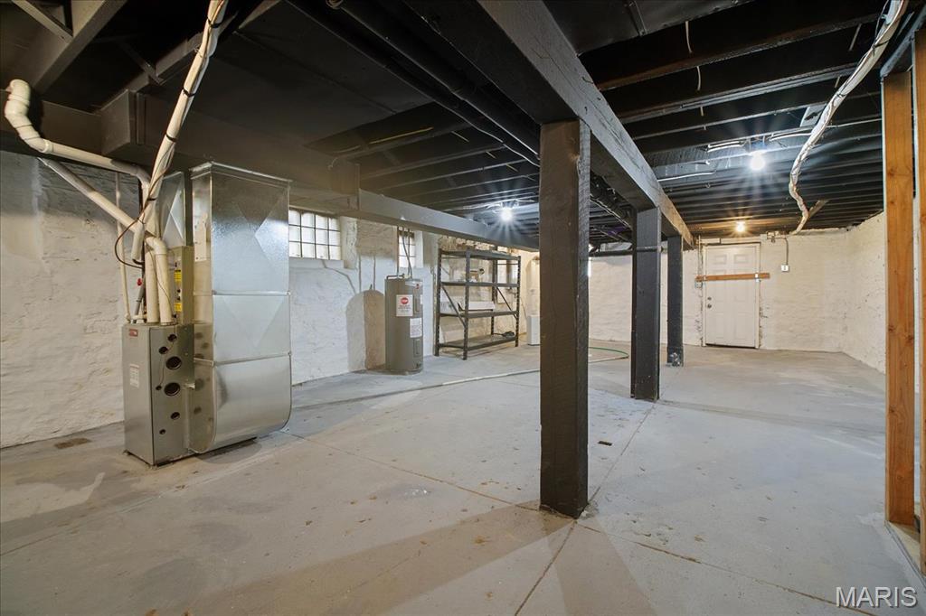 St Louis, Missouri 63118, United States, 3 Bedrooms Bedrooms, ,3 BathroomsBathrooms,Residential,Active,138615