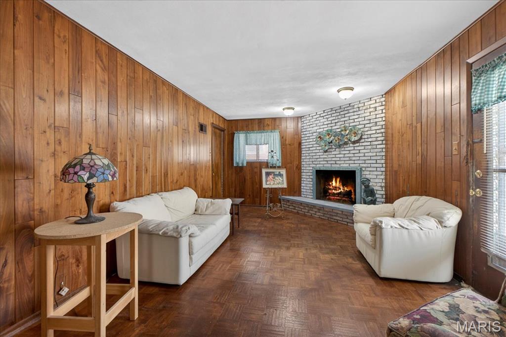 Colonial Estates - Residential