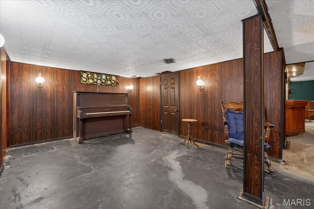 Colonial Estates - Residential