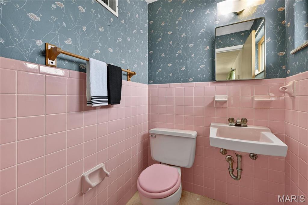 Colonial Estates - Residential