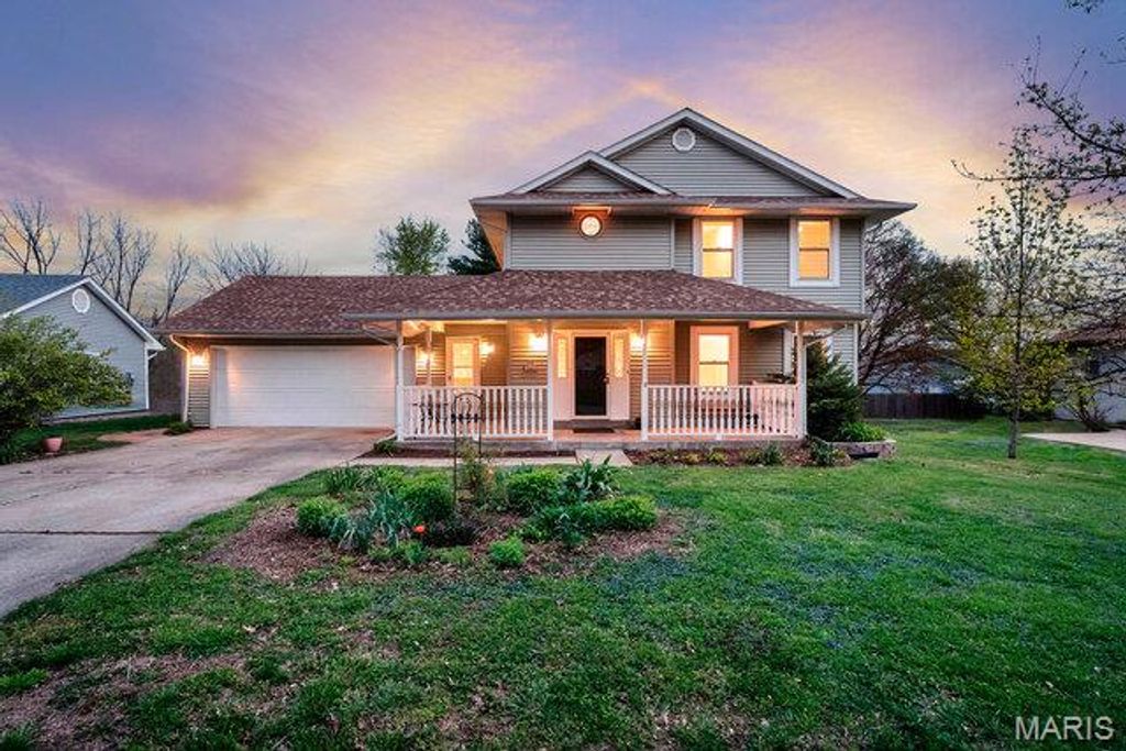 Photo of 82 Spencer Trail, St Peters, MO 63376 (MLS # 26020876)