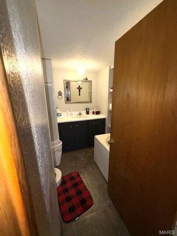 n/a - Commercial Sale