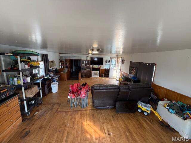 n/a - Commercial Sale