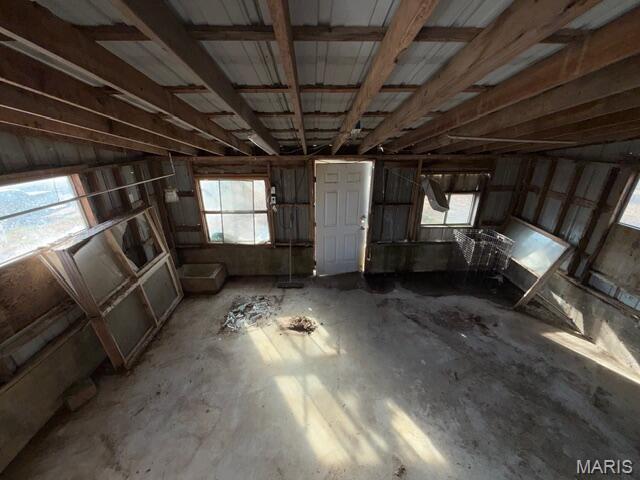 n/a - Commercial Sale